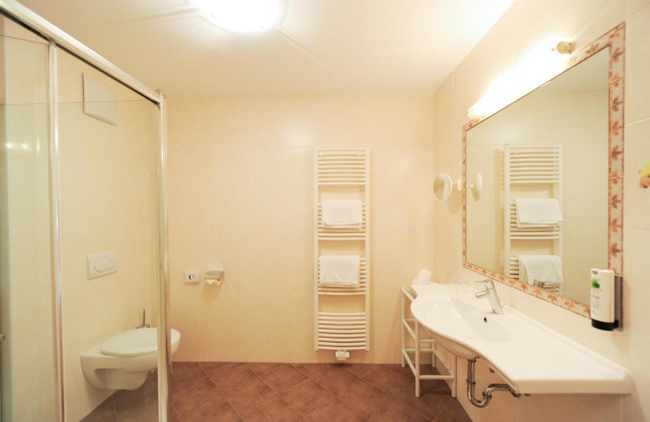 Landhotel Latscherhof Coldrano Buitenkant foto