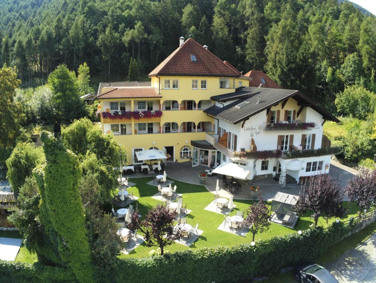 Landhotel Latscherhof Coldrano Buitenkant foto